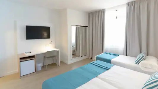 BLUESEA Costa Serena - 4