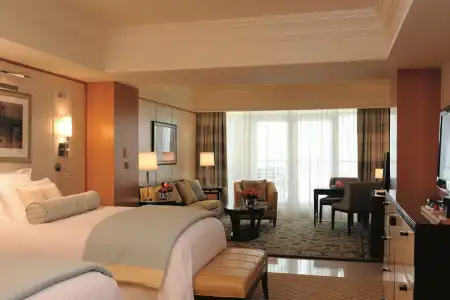 The Ritz-Carlton Executive Residences - 58