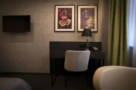 Atrium - 57