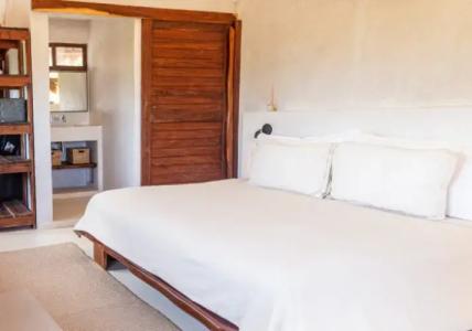 Dune Boutique located at the party zone - 29