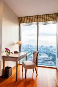Column Bangkok - 100