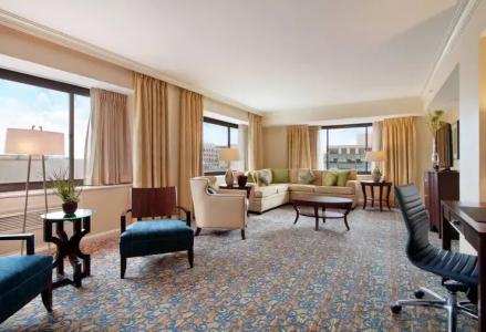 Capital Hilton - 121