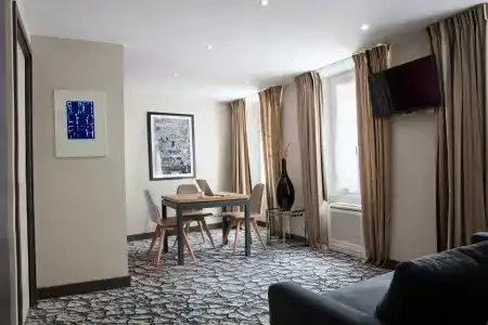Serotel Suites - 60