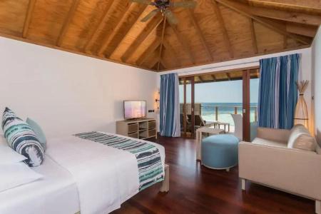 Vilamendhoo Island Resort & Spa - 8