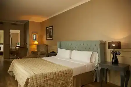 El Avenida Palace - 127