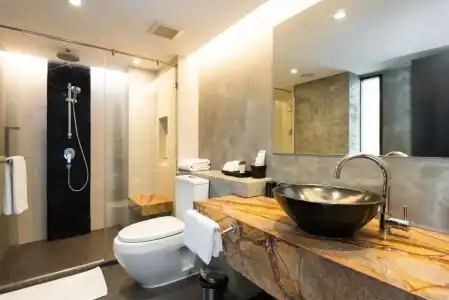RakYim Siam Sukhumvit 15 - 77