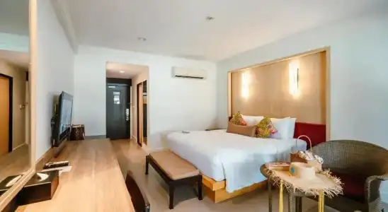 Sawaddi Patong Resort & Spa by Tolani - 49