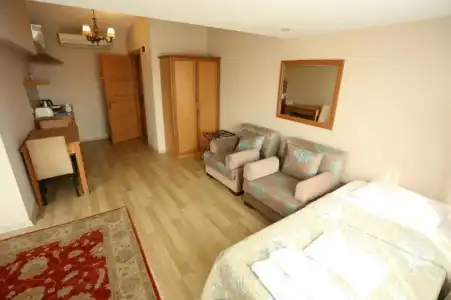 Tashkonak Studio Suites - 76