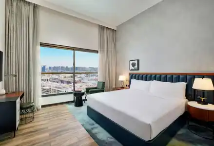 DoubleTree by Hilton Dubai M Square & Residences - 43