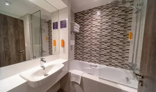 Premier Inn Dubai Barsha Heights - 59