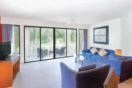Homm Suites Laguna - 23