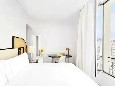 Carlton Cannes, a Regent - 54