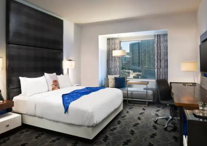 W Dallas - 57