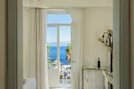 Luxury Villa Excelsior Parco - 52