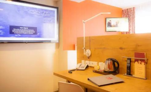 Azenberg Stuttgart, Sure Collection by BW - 59