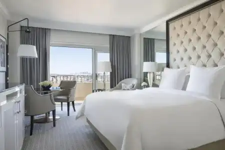 Four Seasons Los Angeles at Beverly Hills - 42