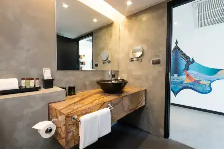 RakYim Siam Sukhumvit 15 - 75