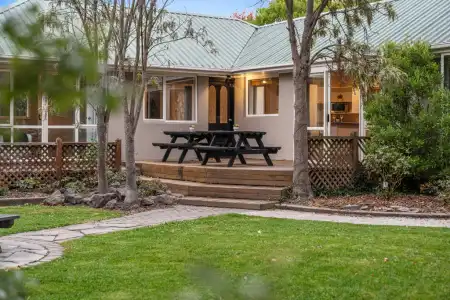 Christchurch Top 10 Holiday Park - 197