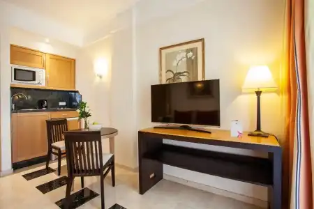 Grupotel Playa de Palma Suites & Spa - 45