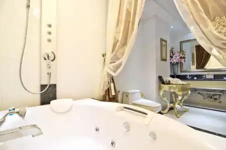 LK The Empress Pattaya - 135