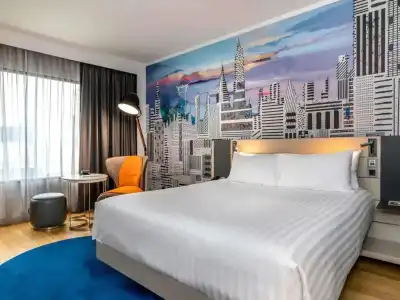 Novotel Bangkok On Siam Square - 1