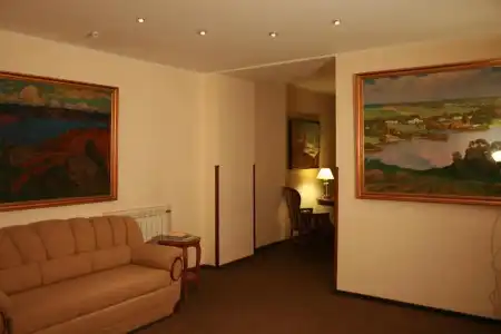 Academy - 19