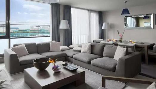 Radisson Blu Royal, - 55