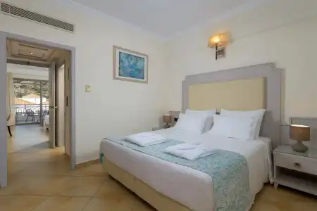 La Marquise Luxury Resort Complex - 87