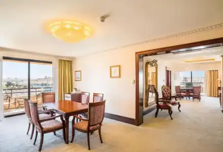 Grand Excelsior - 89