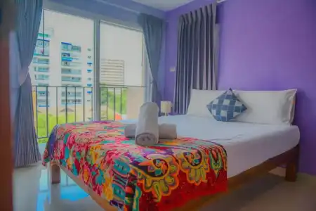 Patumnak Beach Guesthouse - 1