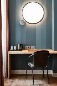 The Modernist - 51