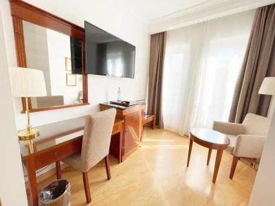 Melia Plaza - 53
