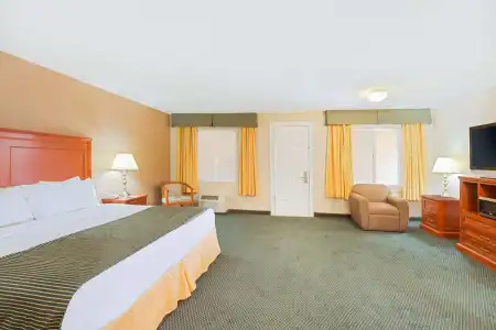 Ramada Flagstaff East - 33