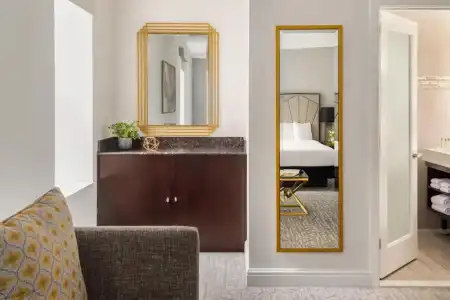 Martinique New York on Broadway, Curio Collection by Hilton - 14