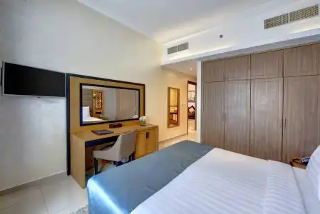 Class Apartments - 55