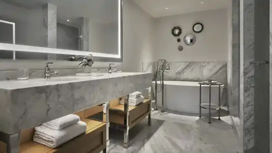 Four Seasons New Orleans - 61