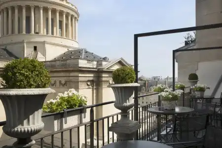 Hôtel Des Grands Hommes - 58