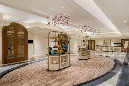 Mövenpick & Apartments Bur Dubai - 24