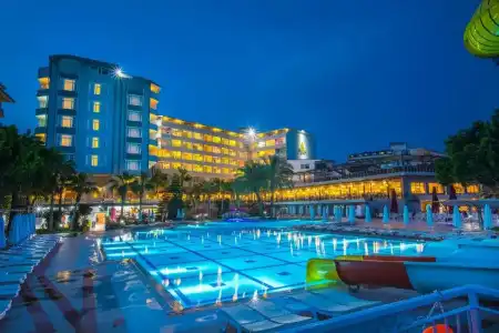 Mira Meridia Beach Resort - 0