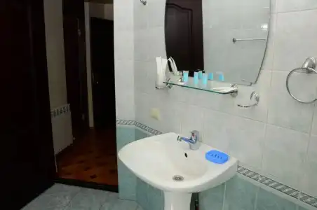 Hostel Batumi Globus - 36