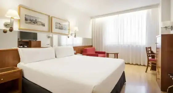 Ilunion les Corts Spa - 40