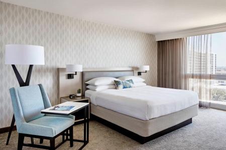 Los Angeles Airport Marriott - 78