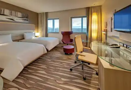 Hilton Frankfurt Airport - 61