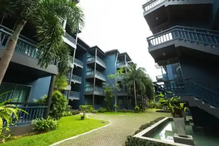 Peace Laguna Resort & Spa - 0