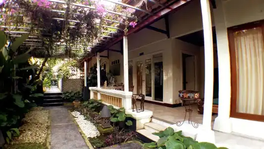 Gajah Biru Bungalows - 34