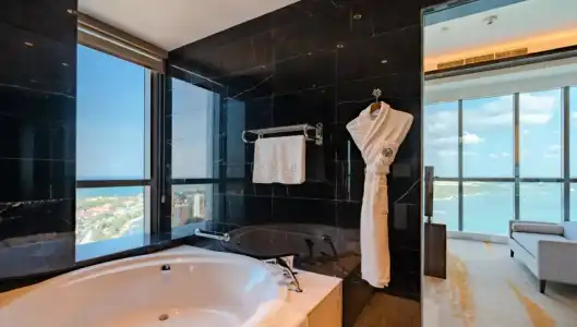 Johari Rotana - 73