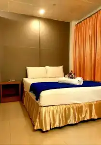 Suriwong Chumphon - 31