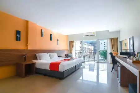 The Lantern Resorts Patong - 1