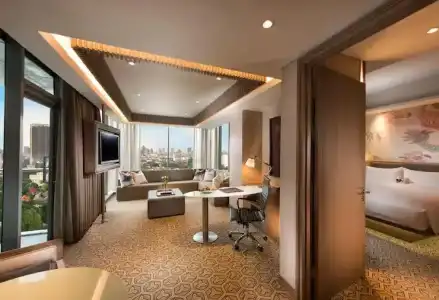 DoubleTree by Hilton Jakarta - Diponegoro - 75