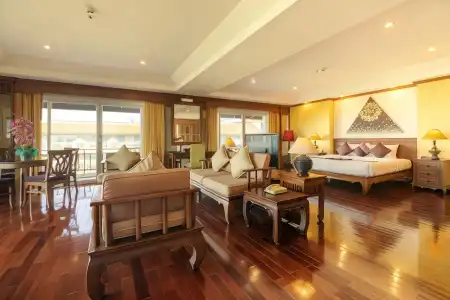 Avalon Beach Resort Pattaya - 52